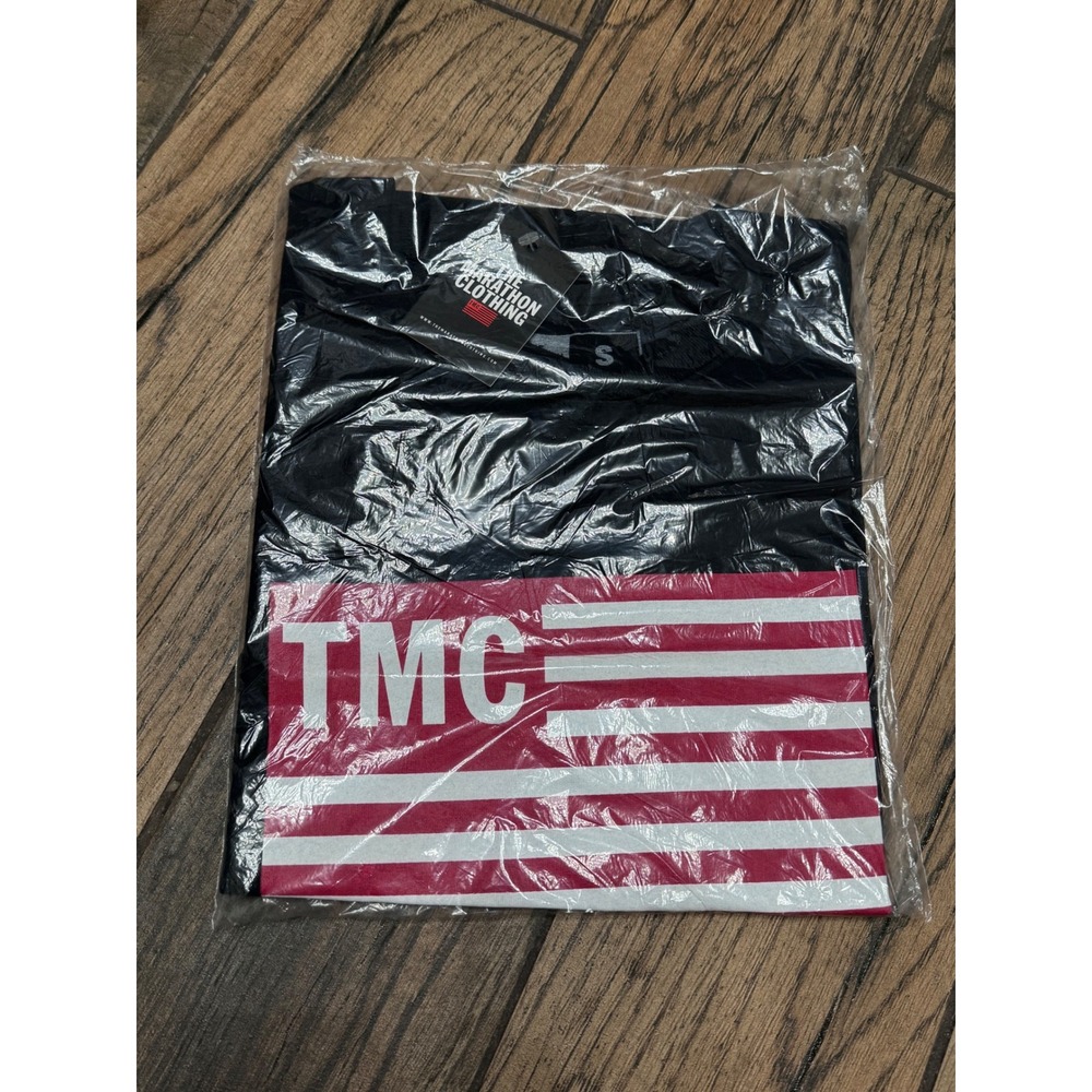 The Marathon Clothing TMC Flag T-Shirt Mens Small Black Nipsey Hussle NWT